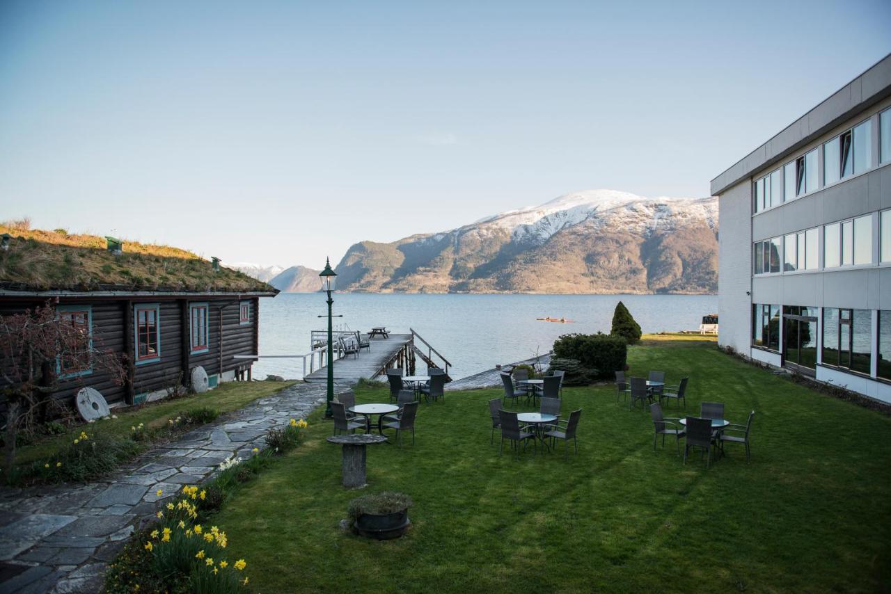Leikanger Fjordhotel - Unike Hoteller Exterior foto