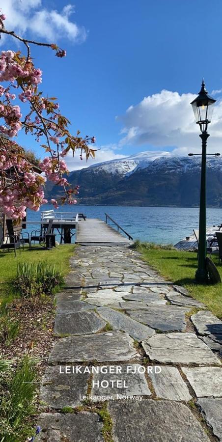 Leikanger Fjordhotel - Unike Hoteller Exterior foto