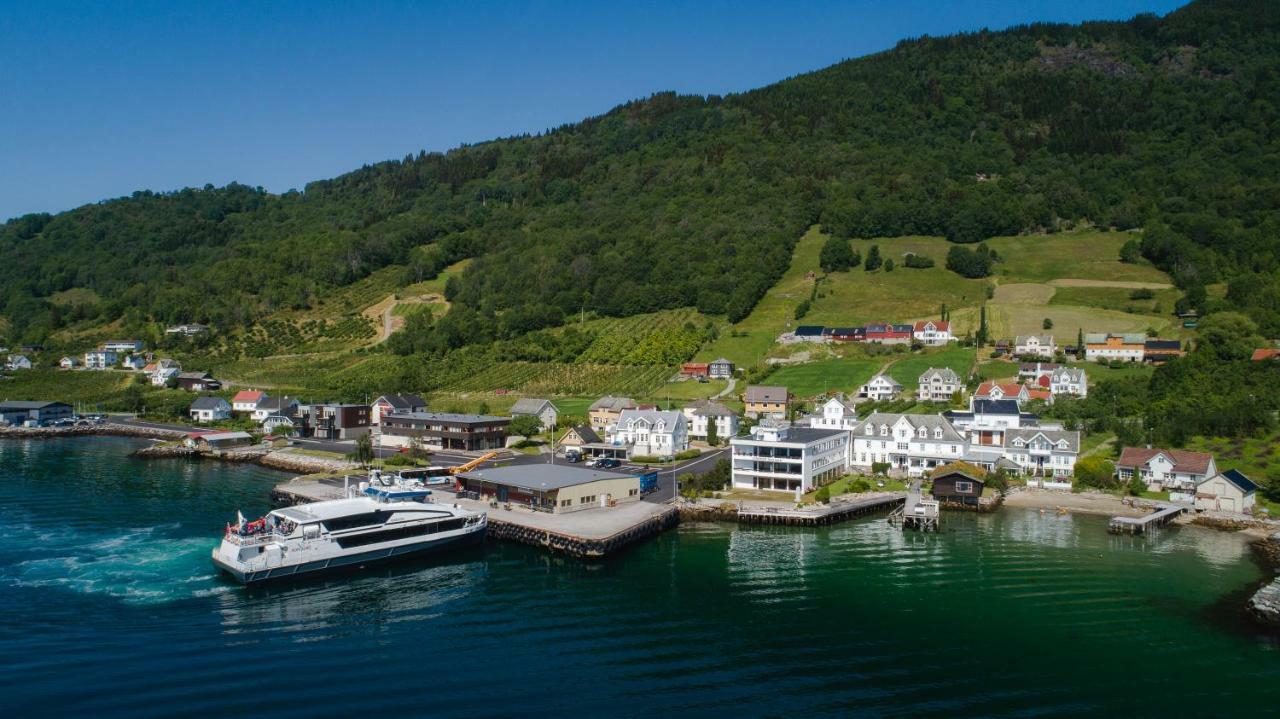 Leikanger Fjordhotel - Unike Hoteller Exterior foto